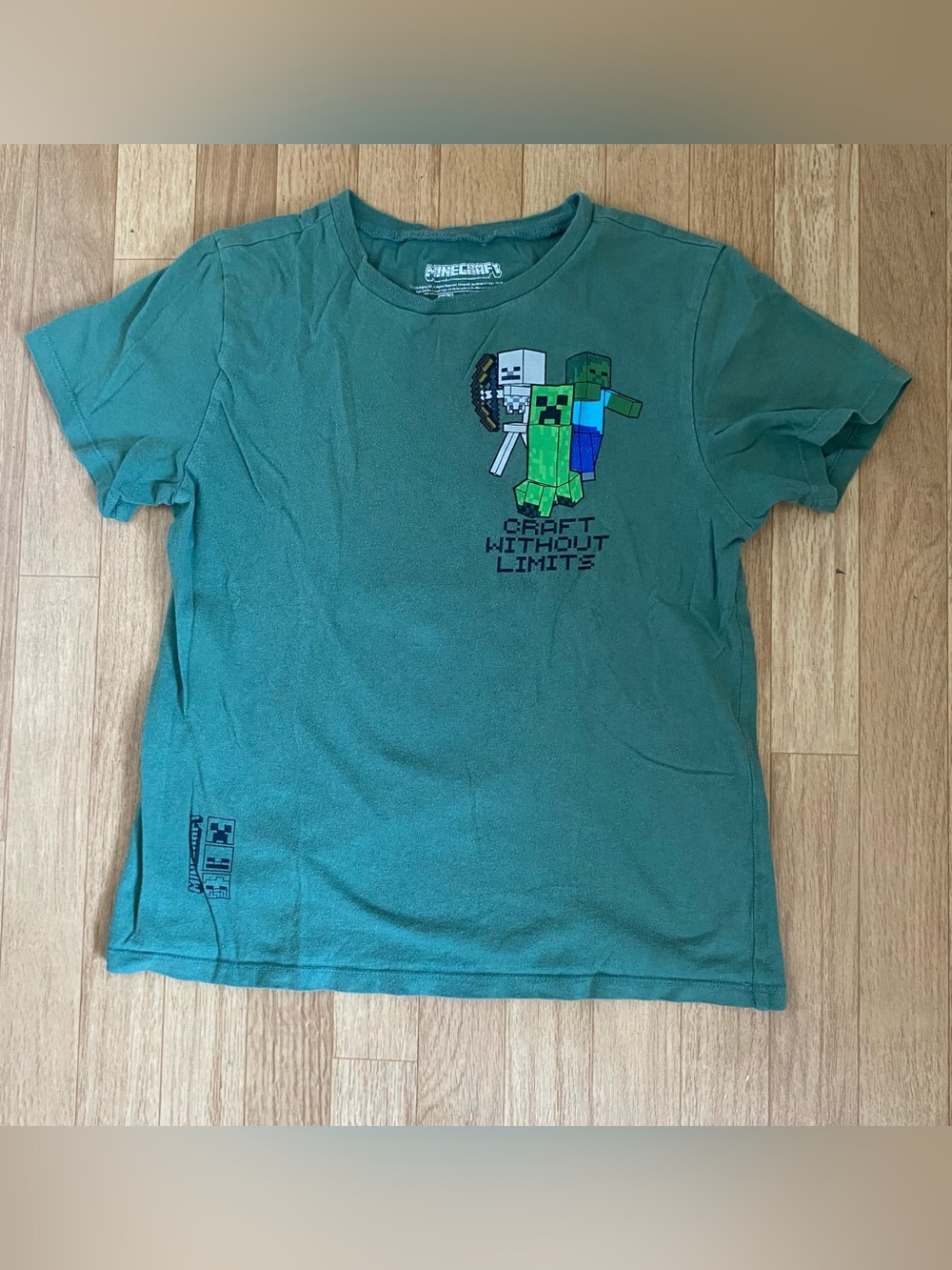 MINECRAFT Green Boys T-Shirt Size L
